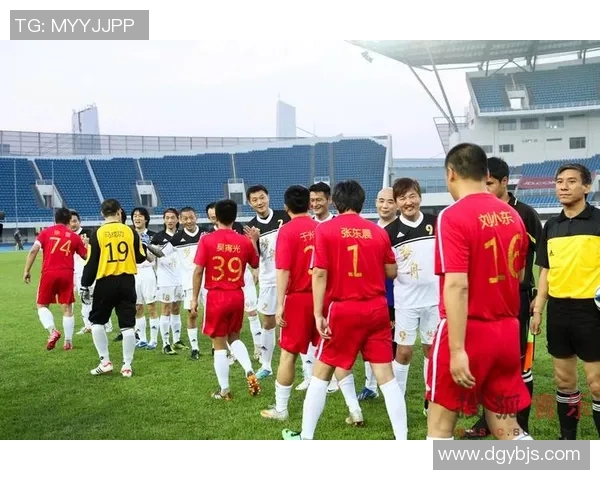 孙楠足球热情高涨助力青少年体育发展引领新风尚